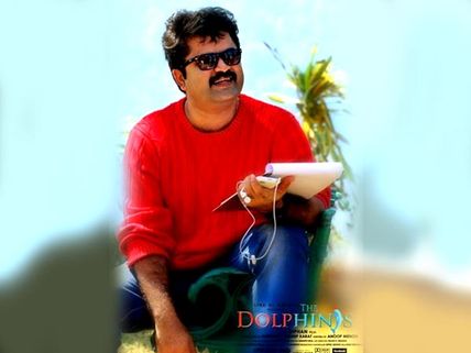 The Dolphin Bar Gets Renamed As 'The Dolphins'!