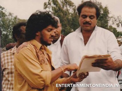 Rare Pic: Ambareesh With Upendra On The Sets Of Operation Antha