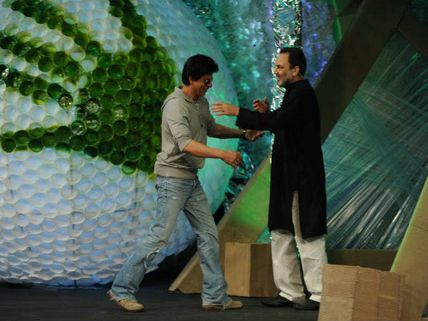 Top 10 Go Green Celebrities: International Earth Day Special