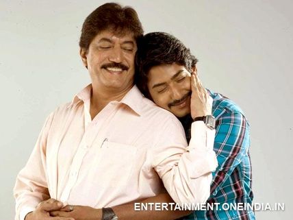 Devaraj-Prajwal To Play Father-Son On Screen