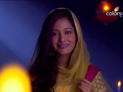 Beintehaa: 2nd April; Aaliya Sees A Woman In Darkness