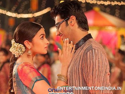 Alia Bhatt, Arjun Kapoor To Promote 2 States In Mantri Mall, Bangalore