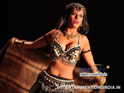 Photos: Latest Stills Of Poonam Pandey From Love Is Poison