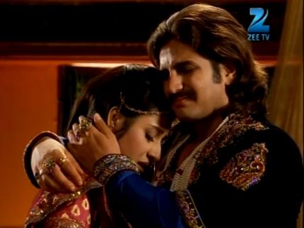 Jodha Akbar Reunion A Dream, Jodha Leaves To Agra And Goes Missing! 