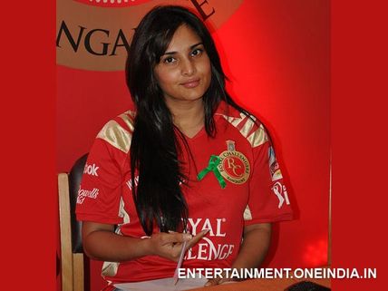 Who Could Be The Best Brand Ambassador For RCB After Ramya?
