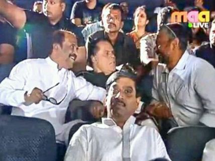 Rajinikanth Yet To Visit Rajamouli's Baahubali Sets