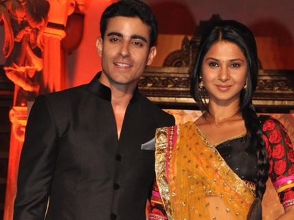 Saraswatichandra: 30th April; Saras Comes To Know About His Brother