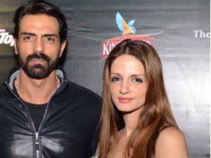 Sussanne Parties With Arjun Rampal After Filing Divorce