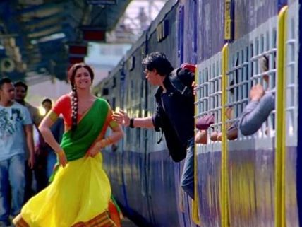 10 Memorable Train Scenes Of Shahrukh Khan