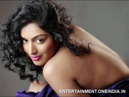 Padmapriya Believes In Doing Quality Films!