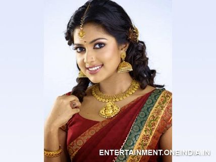 Amala Paul's Marriage To Be A Typical Chettiyar Ceremony