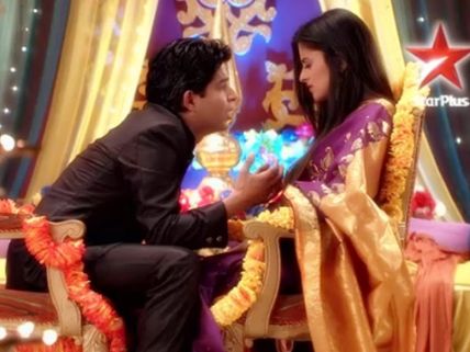 Yeh Hai Mohabbatein: 15th May; Mikita Returns Gifts To Mihir, Calls Him Stupid