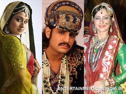Jodha Akbar: Battle On Between Rukhaiya And Jodha For Jalal!