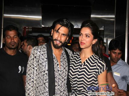 Ranveer Singh Is Not In Love With Deepika Padukone!