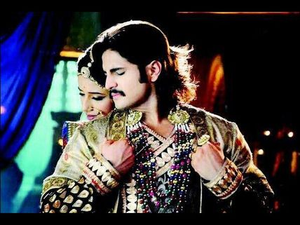 Jodha Akbar: Jalal, Jodha To Finally Make Love; Rukhaiya Really Pregnant?