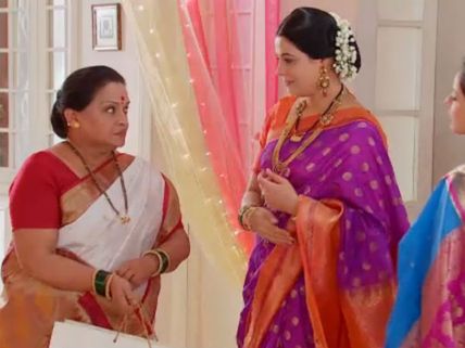 Iss Pyaar Ko Kya Naam Doon 2: 30th May; Sulabha Bua Plans To Wreck Jyoti's Godhbharai! (Pics)