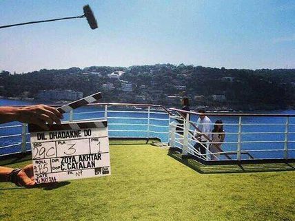 Priyanka Chopra: Cruise Pics On The Sets