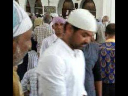 Photos: Jai-Yuvan Shankar Pray At Mosque; Have They Converted To Islam?