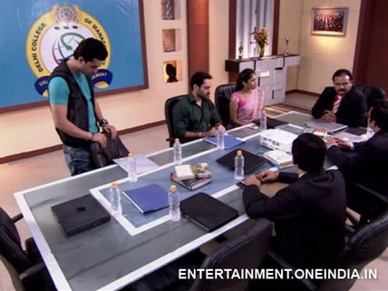 Yeh Hai Mohabbatein: 10th June; Romi Confess Truth; Parmit To Enter Bhalla House? (Pics)