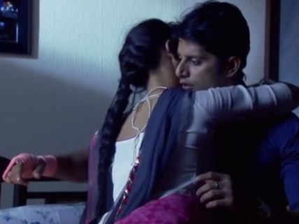 Qubool Hai: 19th June; Aahil Feels Love For Sanam, Rahat-Haya Grow Closer, Love Is In The Air!(Pics)