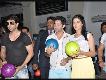 Pics: Kareena, Ranbir's Cousin Armaan Goes Bowling In Bangalore