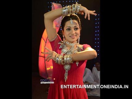 Reshma Set To Debut In Bollywood; Signs 2 Hindi Films