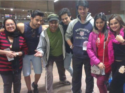 Fire On Diya Aur Baati Hum Sets; Deepika Singh And Anas Rashid Safe! 