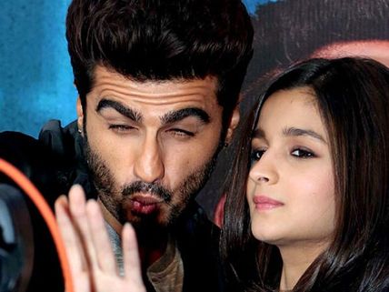 Pics: Candid Moments Of Rumoured Love Birds Arjun Kapoor and Alia Bhatt