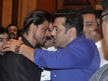 Famous Hugs Of Salman Khan That Made Headlines