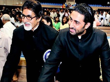 Big B-Abhishek Bachchan Geared Up For FIFA World Cup Finale!