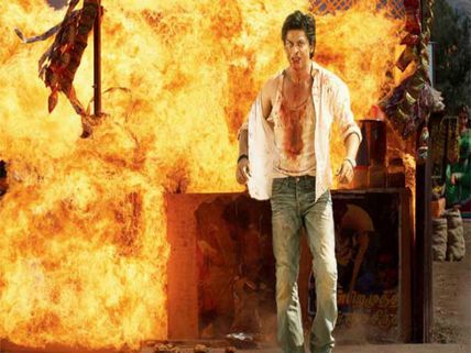 Shahrukh To Do Dare Devil Stunts For Fan!