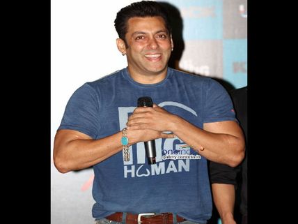 Salman Khan Laughs At Lensmen's Decision To Boycott Him!