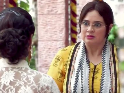 Qubool Hai: 16th July; Dilshad Sees That Begum Sahiba Is None Other Than Tanveer!