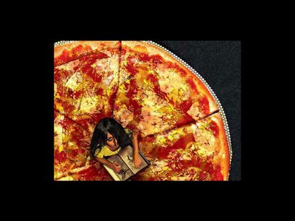 Pizza 3D Film Review: Stale Pizza