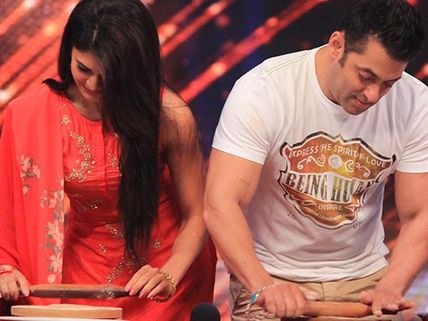 Salman Khan, Jacqueline, Madhuri Made Roti On Jhalak Dikhhla Jaa 7!