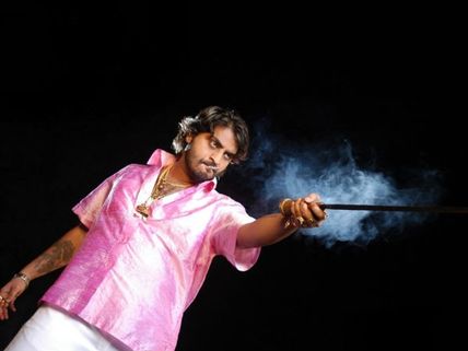 Aadhi Lokesh Is Blind In One Eye