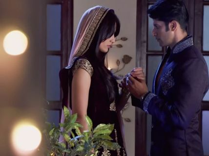 Qubool Hai: The Confusion Of Bangles And Confusion Over Love (1st August)