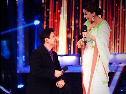 Madhuri Dixit Remembers Long Distance Relationship Days On Jhalak Dikhhla Jaa 7!