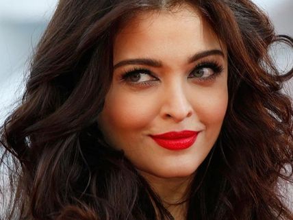 21 Gorgeous Looks Of Aishwarya Rai That'll Mesmerise You