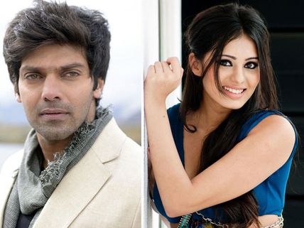 Deepa Sannidhi Not Seeing Arya