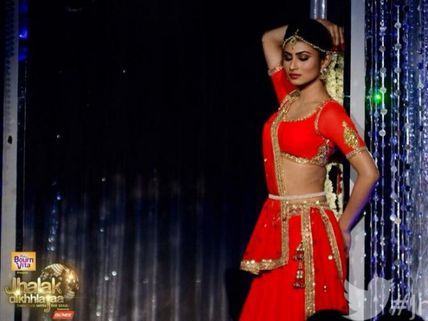 Mouni Roy Dedicates Jhalak Dikhhla Jaa 7 Performances To Her Father!