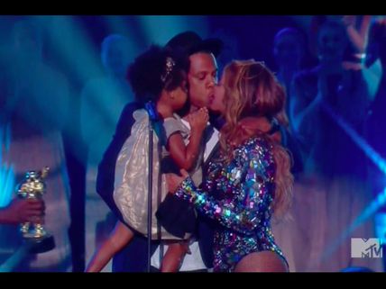 Beyonce And Jay Z Silenced Divorce Rumours At VMAs Stage
