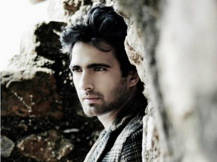 Qubool Hai: Rahat Leaves Haya, Joins Army Again