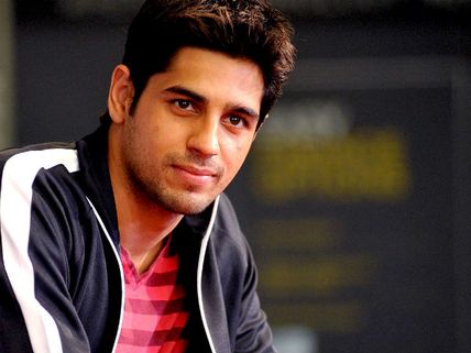 Sidharth Malhotra Enjoying Interesting Film Offers!
