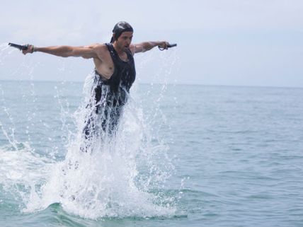Hrithik Roshan's Never-Done-Before Stunt In Bang Bang