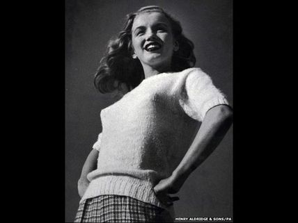 Rare Marilyn Monroe's Black And White Negative Auctioned For 4,250 Pounds