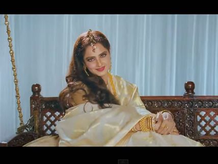 Rekha Does A Madhubala In 'Super Nani'