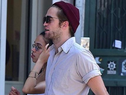 FKA twigs Gets Racist Comments For Dating Robert Pattinson