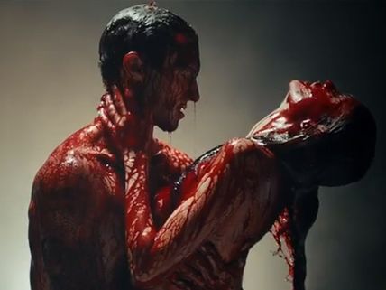 Maroon 5 'Animals' Video: Adam Levine The Psycho Lover Of Behati Prinsloo