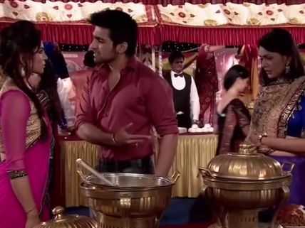 Kumkum Bhagya: Purab Saves Bulbul From Aaliya